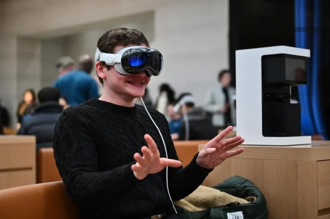 Tại sao Thực tế ảo lại quan trọng: Khám phá Lợi ích của VR